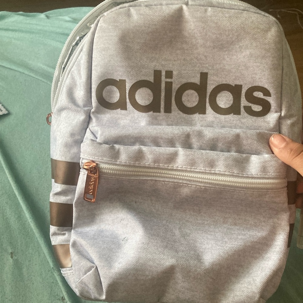 A lunch bag